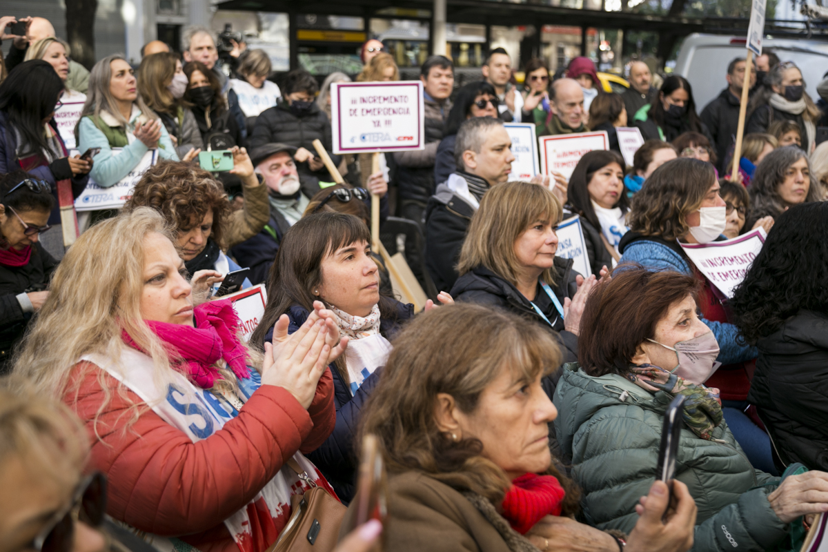 SUTEBA ADHIRIÓ AL PARO NACIONAL DE LA CTERA Suteba