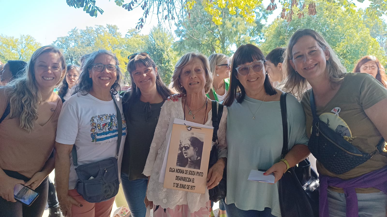 EL SUTEBA PRESENTE EN LA REPARACIÓN DEL LEGAJO DE OLGA DE SOUZA PINTO ...